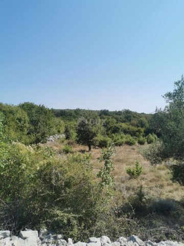 Działka na sprzedaż 4238 m² – Krk