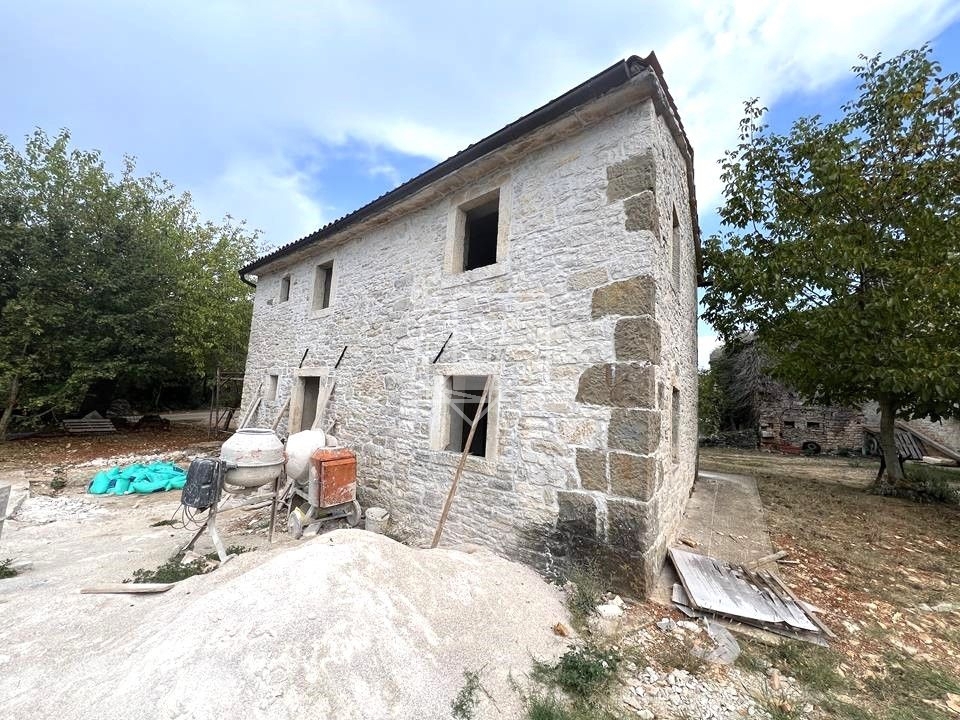 Kuća Na prodaju - ISTARSKA GROŽNJAN