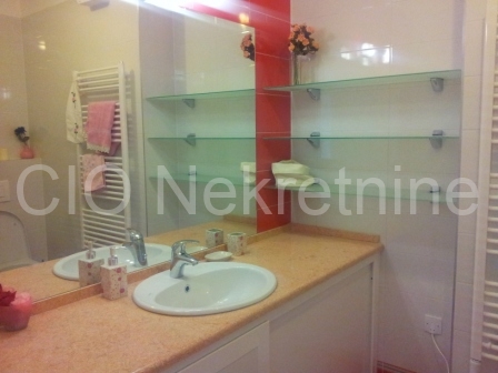 Flat For rent - SPLITSKO-DALMATINSKA SPLIT