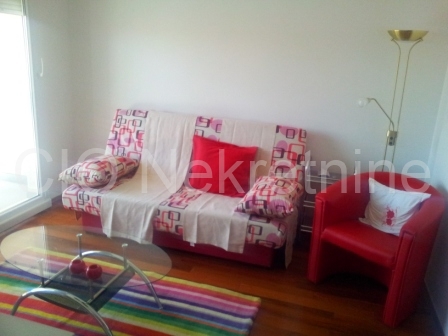 Flat For rent - SPLITSKO-DALMATINSKA SPLIT