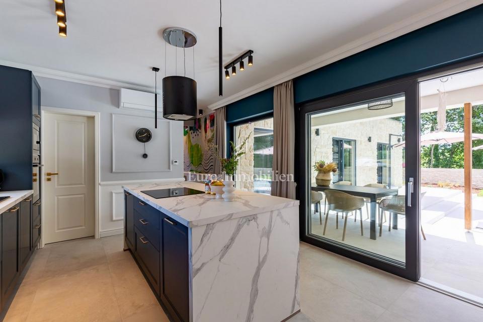 House For sale - ISTARSKA SVETVINČENAT