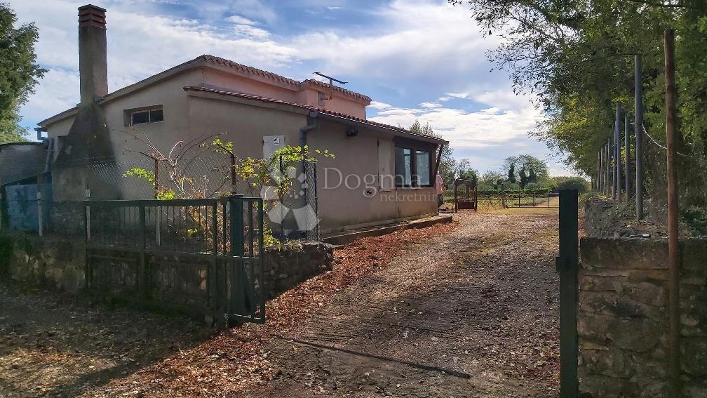 Parcela Naprodaj - ISTARSKA Marčana