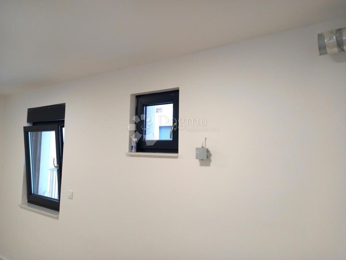 Apartma Na predaj - PRIMORSKO-GORANSKA CRIKVENICA
