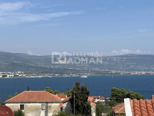 House for sale 320 m² – Arbanija