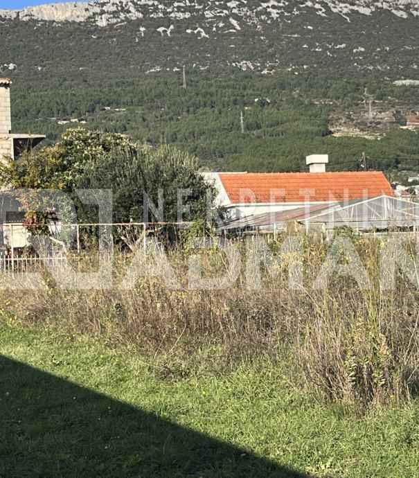 Land For sale KAŠTEL STARI