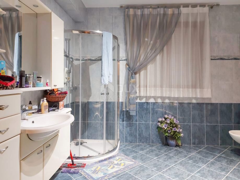 Flat For sale - ISTARSKA PULA
