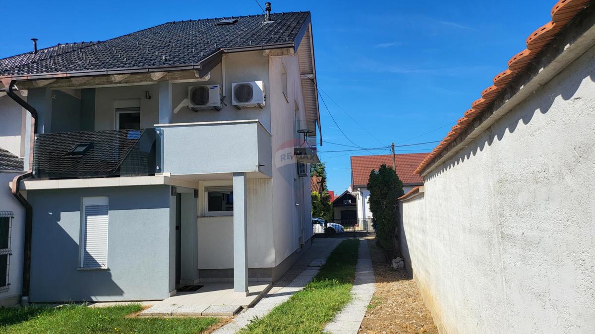 House For sale - ZAGREBAČKA VELIKA GORICA