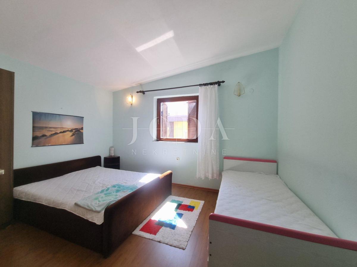 Maison À vendre - LIČKO-SENJSKA SENJ