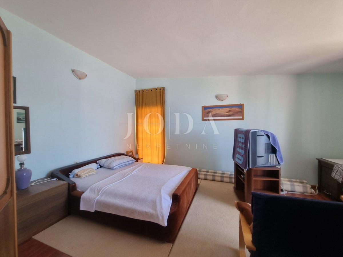 Maison À vendre - LIČKO-SENJSKA SENJ