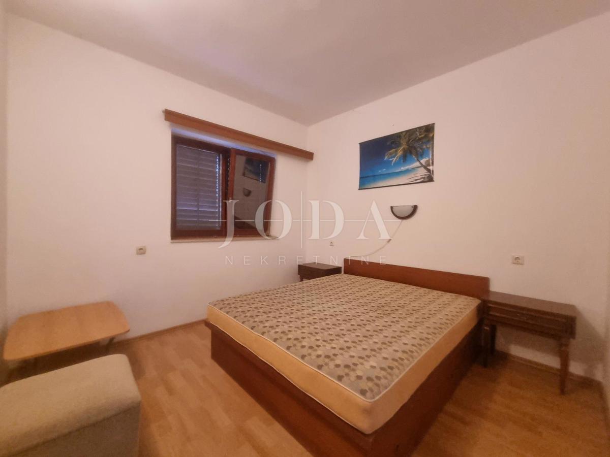 Maison À vendre - LIČKO-SENJSKA SENJ