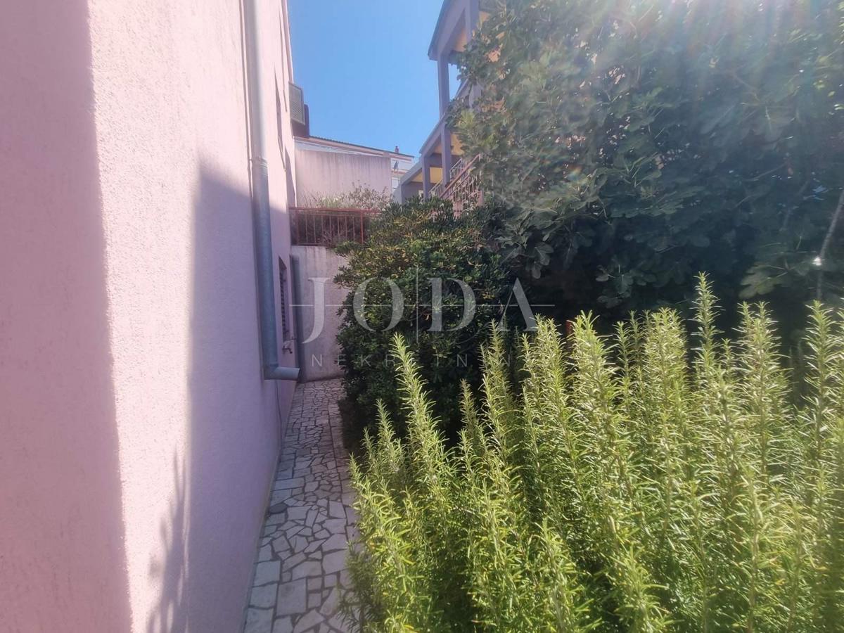 Maison À vendre - LIČKO-SENJSKA SENJ