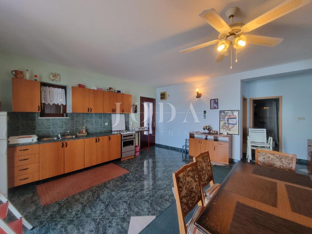 Maison À vendre - LIČKO-SENJSKA SENJ