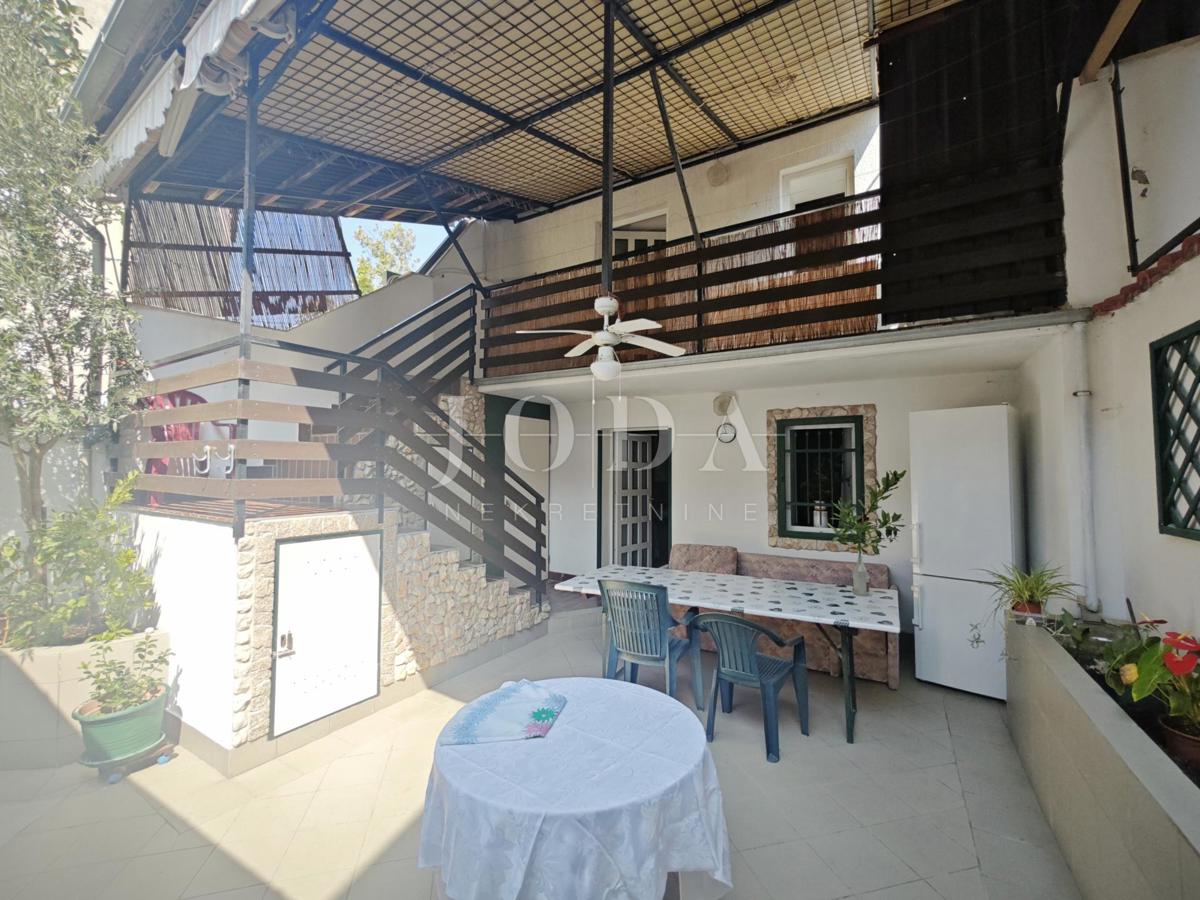 House For sale - PRIMORSKO-GORANSKA NOVI VINODOLSKI