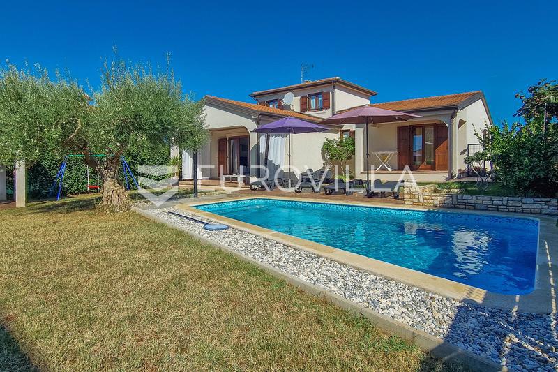 House For rent - ISTARSKA NOVIGRAD