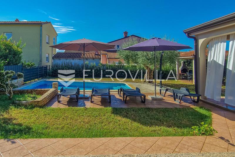 House For rent - ISTARSKA NOVIGRAD