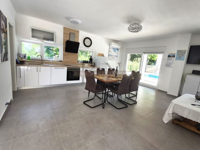 Haus Zu verkaufen - Istarska Tinjan - foto 4/13