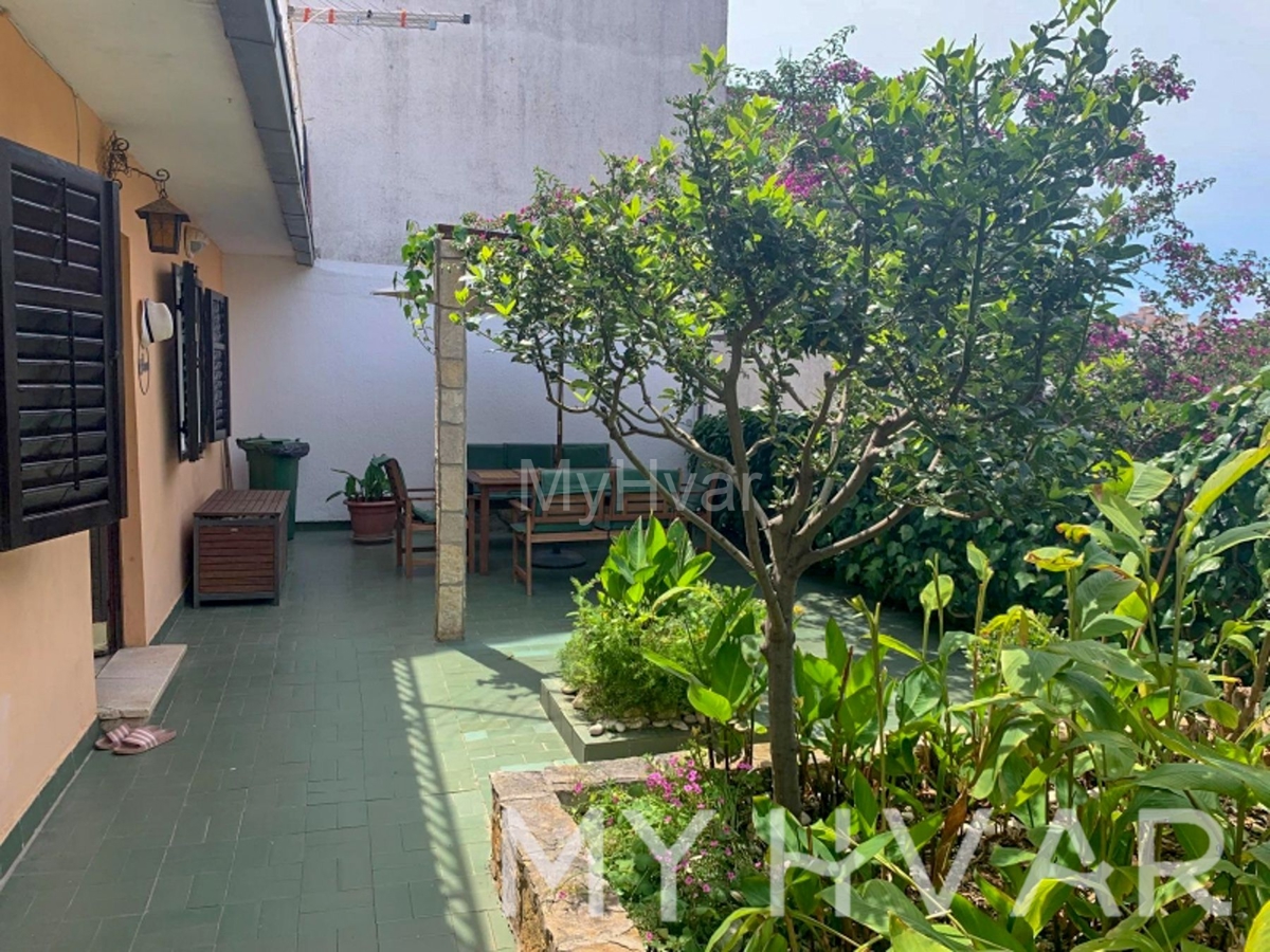 Apartmán Na predaj - SPLITSKO-DALMATINSKA HVAR