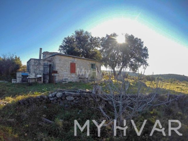 Land for sale 4789 m² – Selca Kod Starog Grada