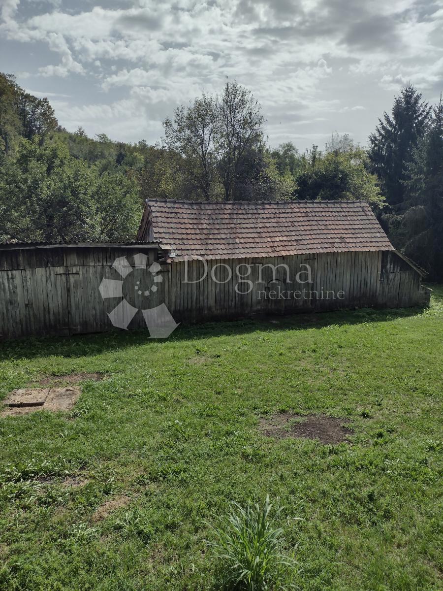 Casa In vendita - SISAČKO-MOSLAVAČKA GVOZD