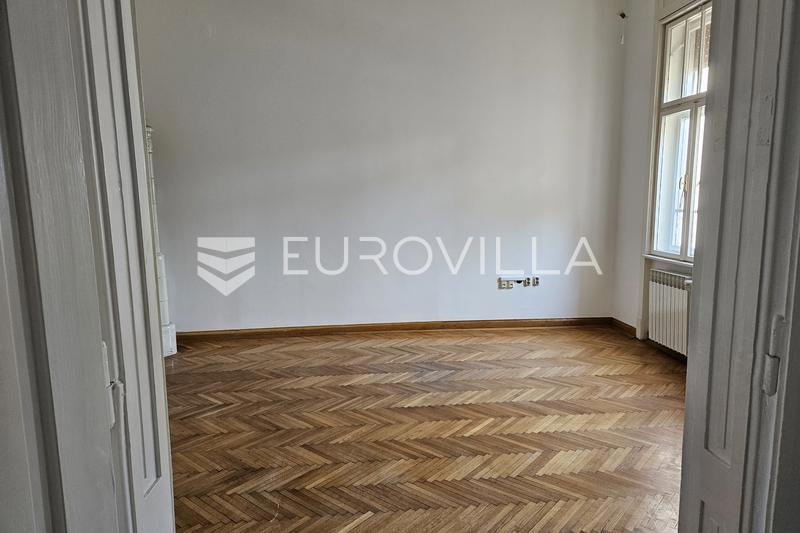 Business premises For rent - OSJEČKO-BARANJSKA OSIJEK