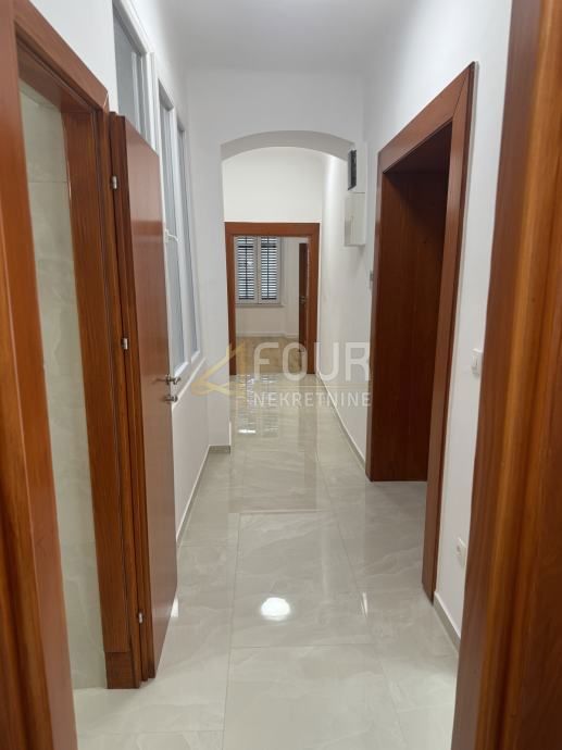 Flat For rent - PRIMORSKO-GORANSKA Rijeka