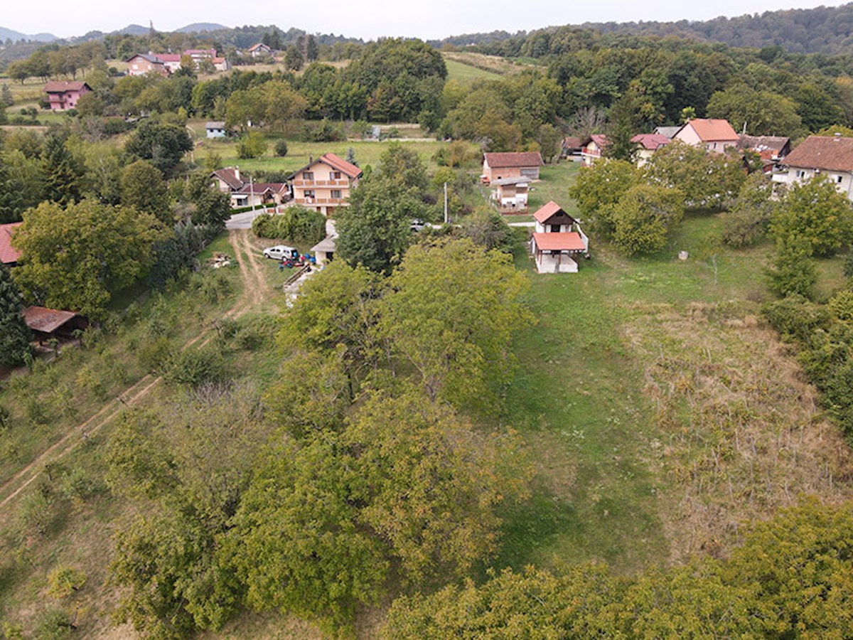Parcela Na predaj - ZAGREBAČKA SAMOBOR
