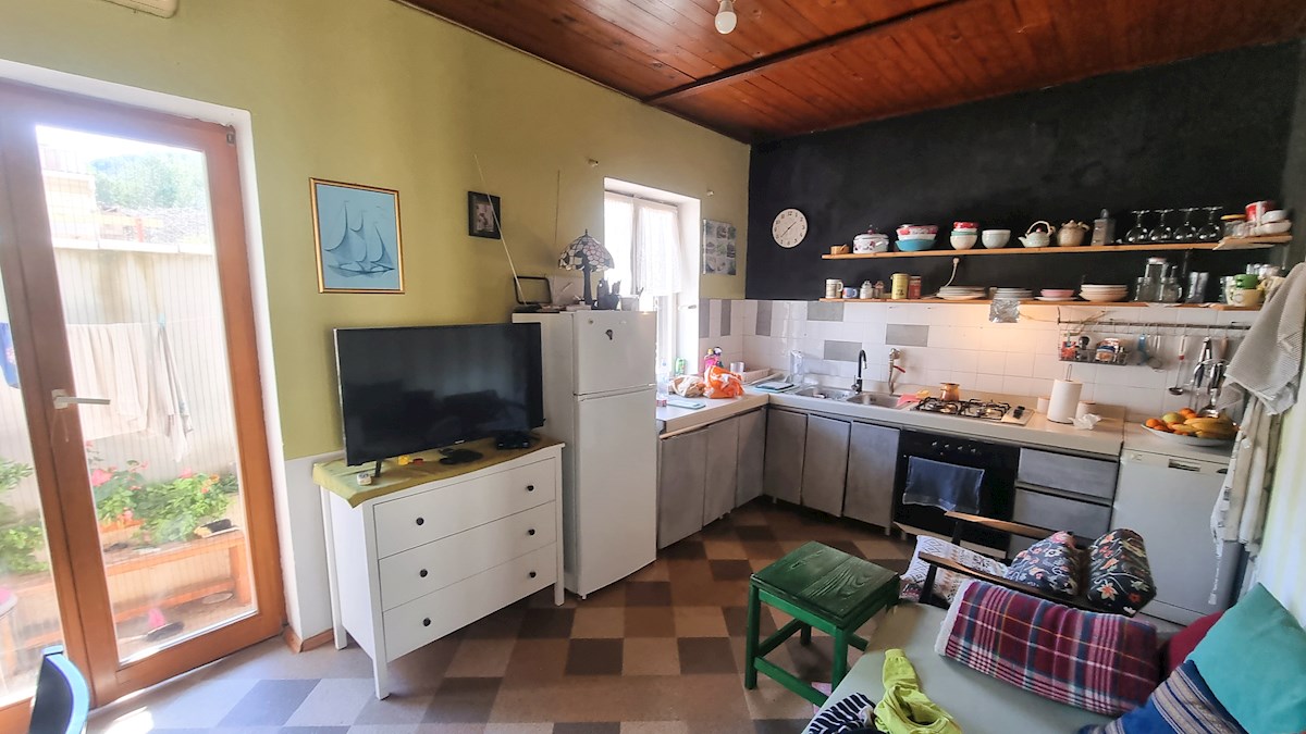 Casa In vendita - SPLITSKO-DALMATINSKA VIS