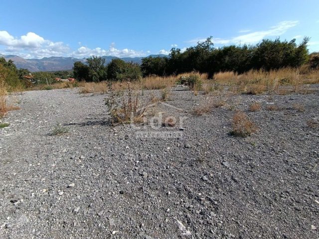Pozemek na prodej 3548 m² – Buzdohanj