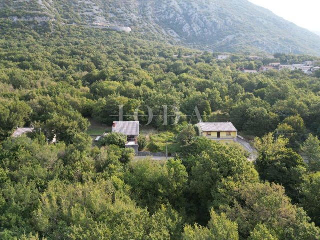 Land for sale 2361 m² – Križišće