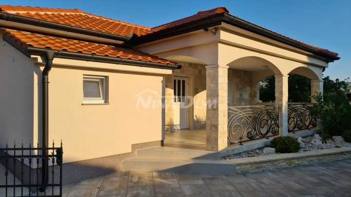 Casa in vendita 104 m² – Vir
