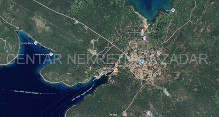 Terrain à vendre 1389 m² – Molat