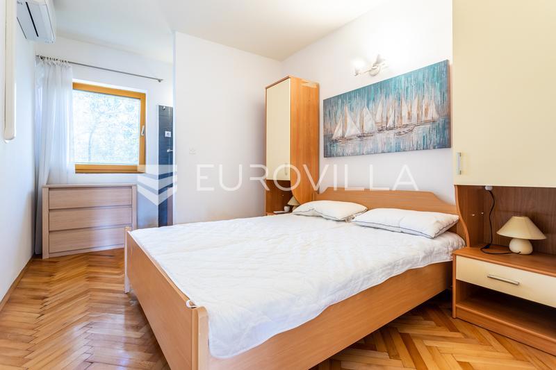 Apartmán Na prodej - SPLITSKO-DALMATINSKA STARI GRAD