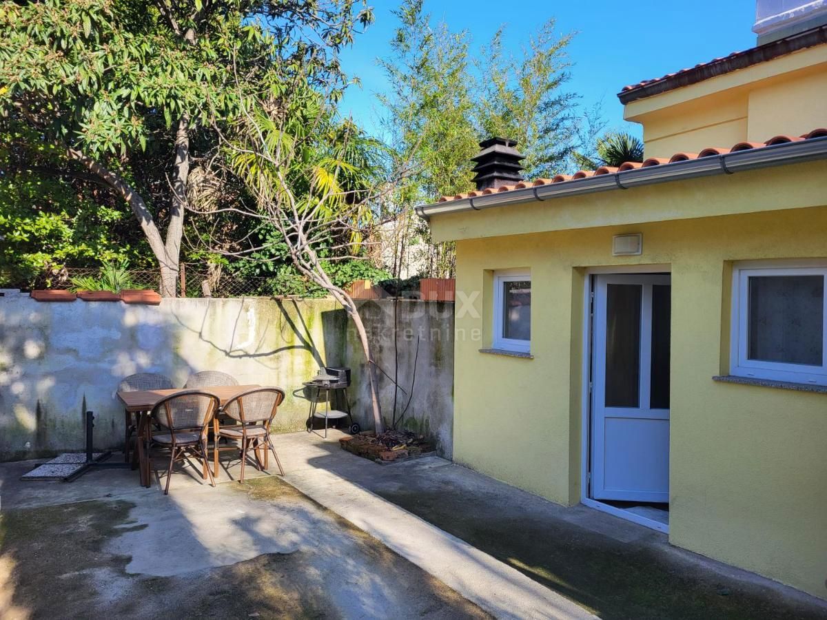 Flat For rent - PRIMORSKO-GORANSKA OPATIJA