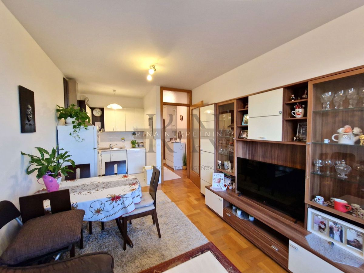 Apartmán Na predaj - GRAD ZAGREB ZAGREB