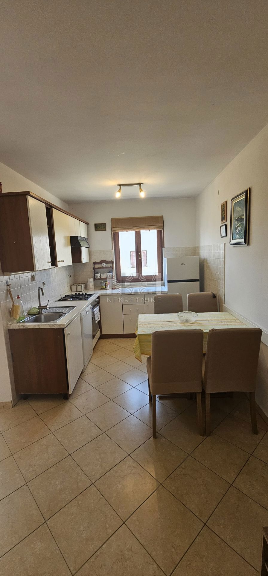 Flat For rent VRVARI