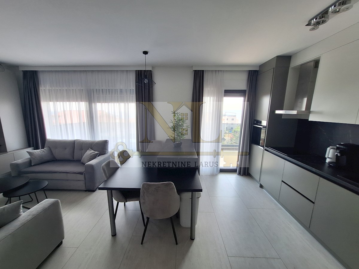 Apartma Na predaj - SPLITSKO-DALMATINSKA ČIOVO