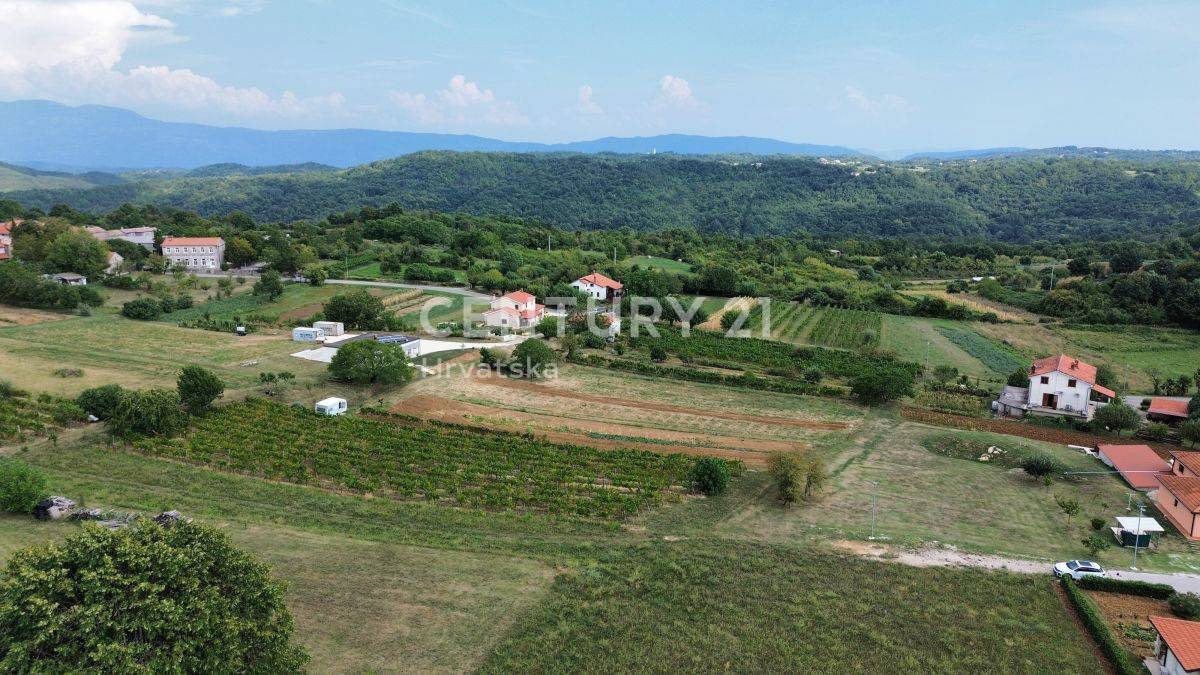 Land For sale - ISTARSKA PAZIN