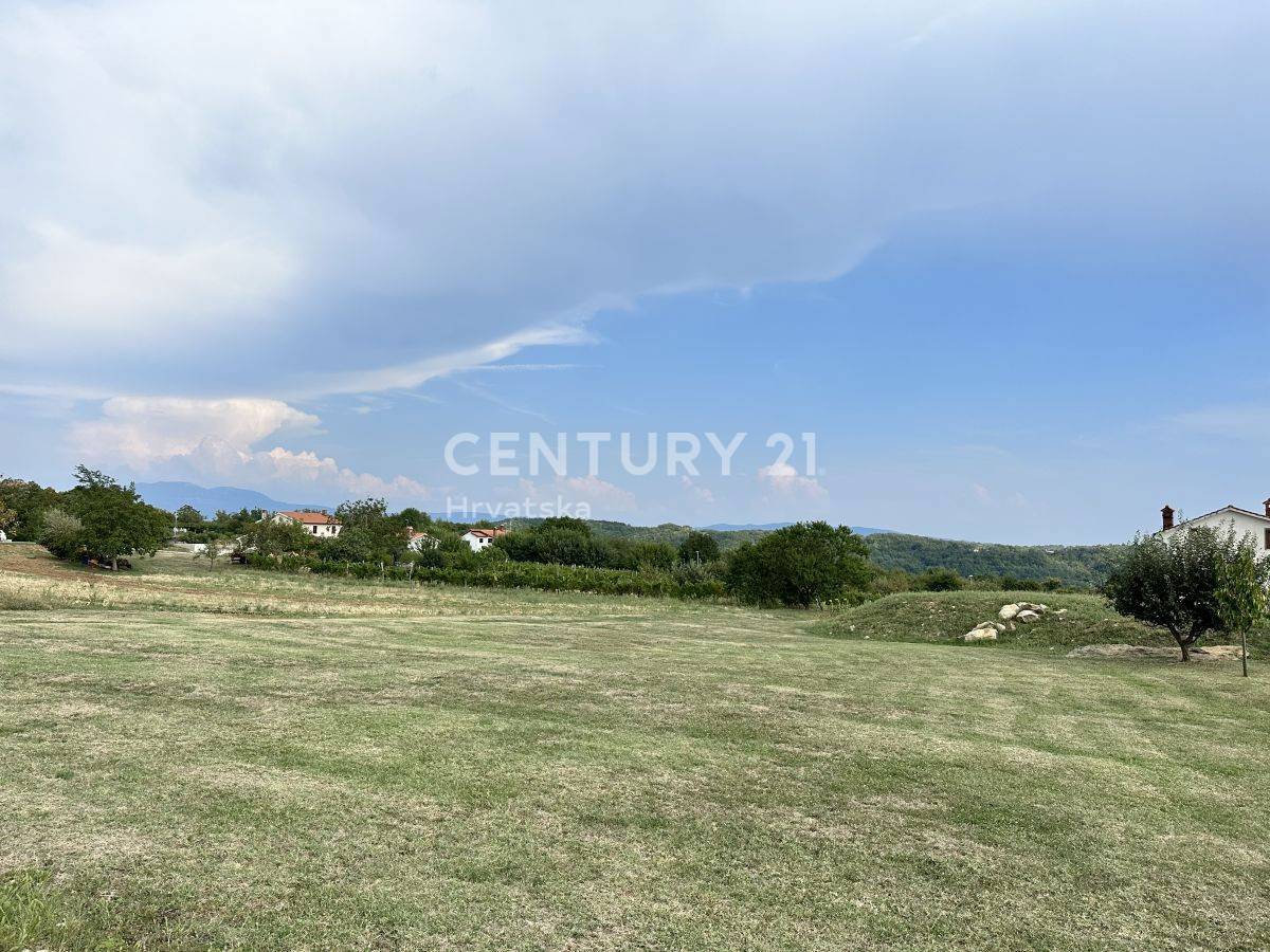 Land For sale - ISTARSKA PAZIN