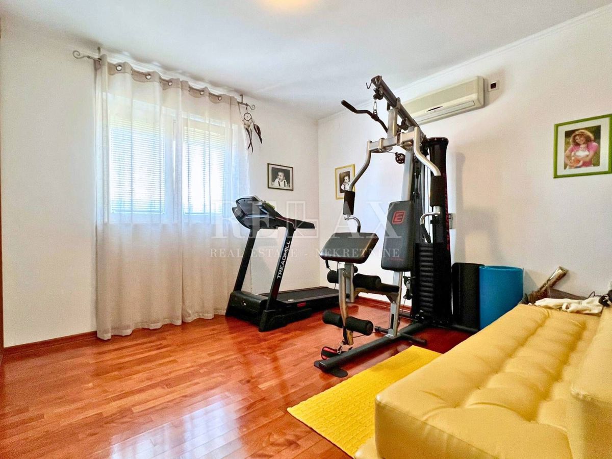 Apartment Zu verkaufen - PRIMORSKO-GORANSKA RIJEKA