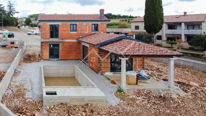Dům na prodej 160 m² – Poreč