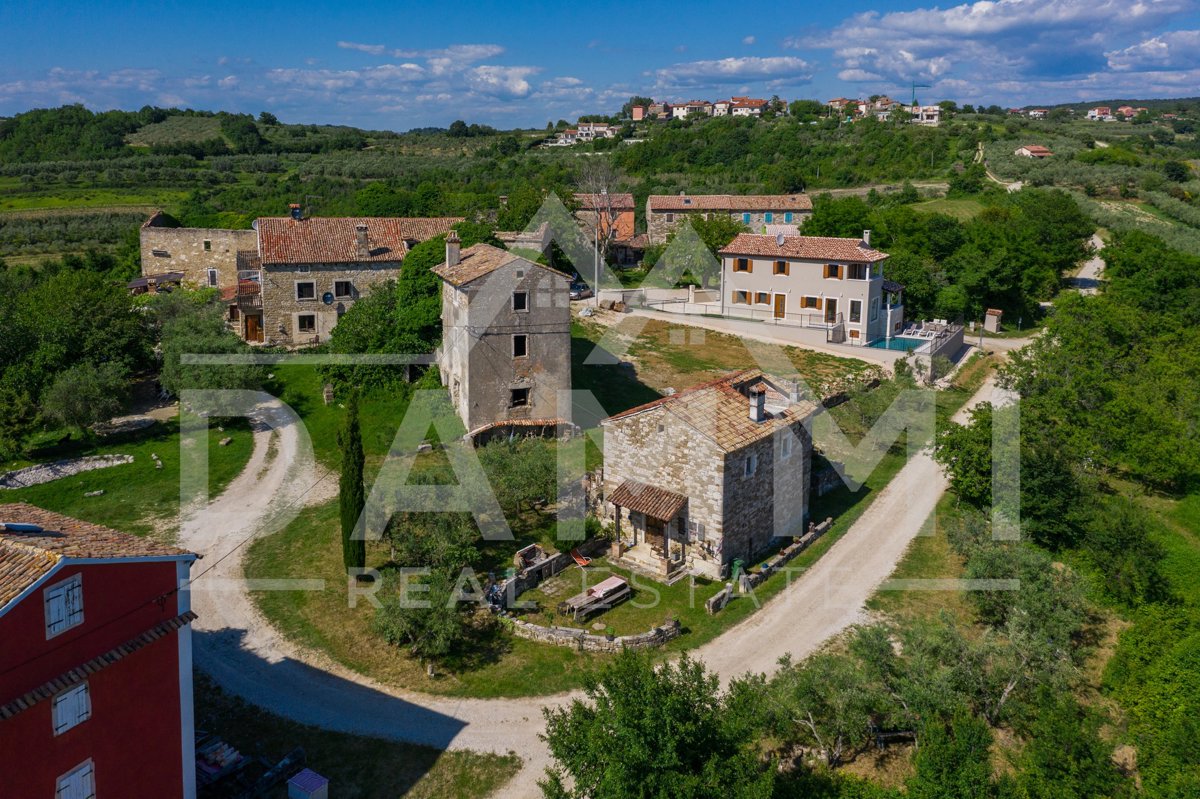 Kuća Na prodaju - ISTARSKA BUJE