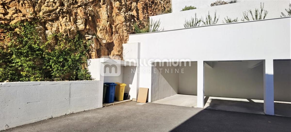 Apartma Naprodaj - PRIMORSKO-GORANSKA Crikvenica