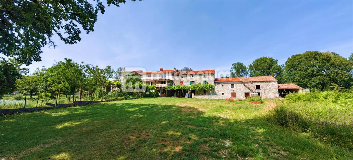 Haus Zu verkaufen - Istarska Labin - foto 1/2