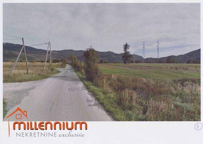 Terrain à vendre 4241 m² – Lič