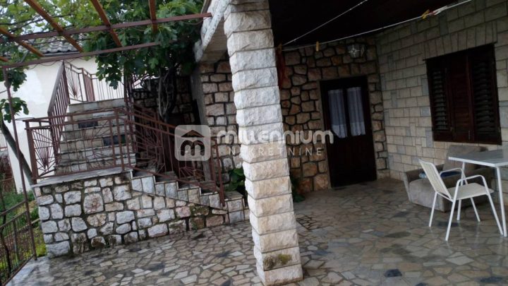 Dom Na sprzedaż - Primorsko-goranska Novi Vinodolski - foto 2/9