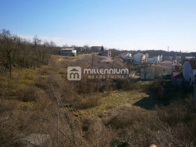 Land for sale 4600 m² – Marčelji