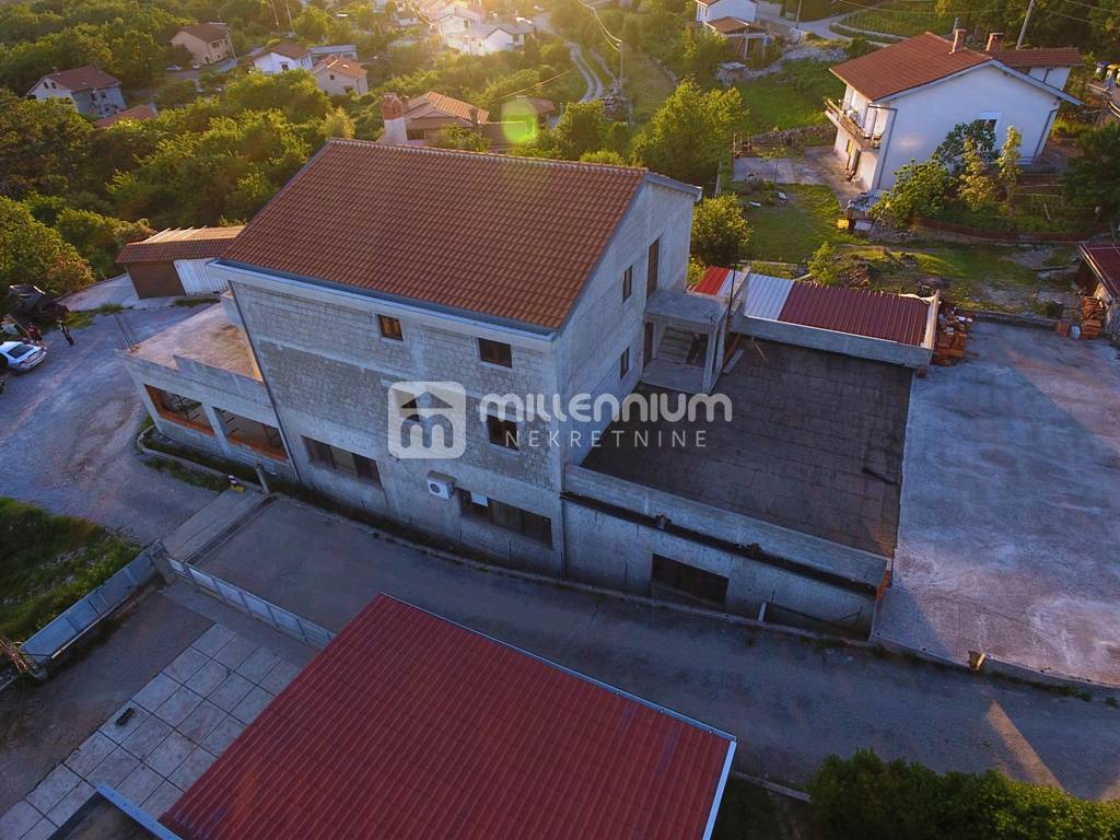 Maison À vendre - PRIMORSKO-GORANSKA VIŠKOVO