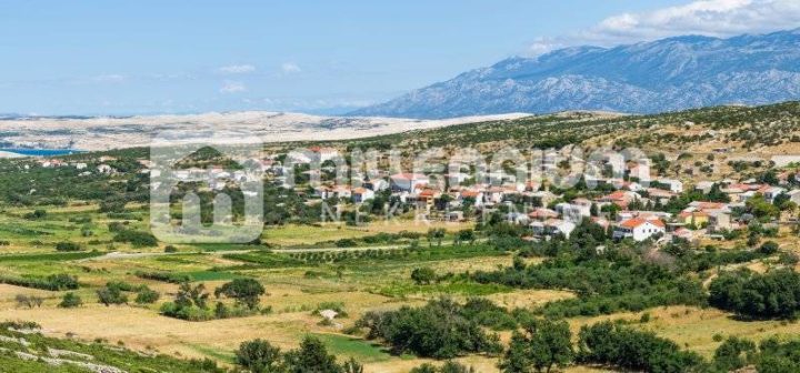 Land for sale 38000 m² – Kolan