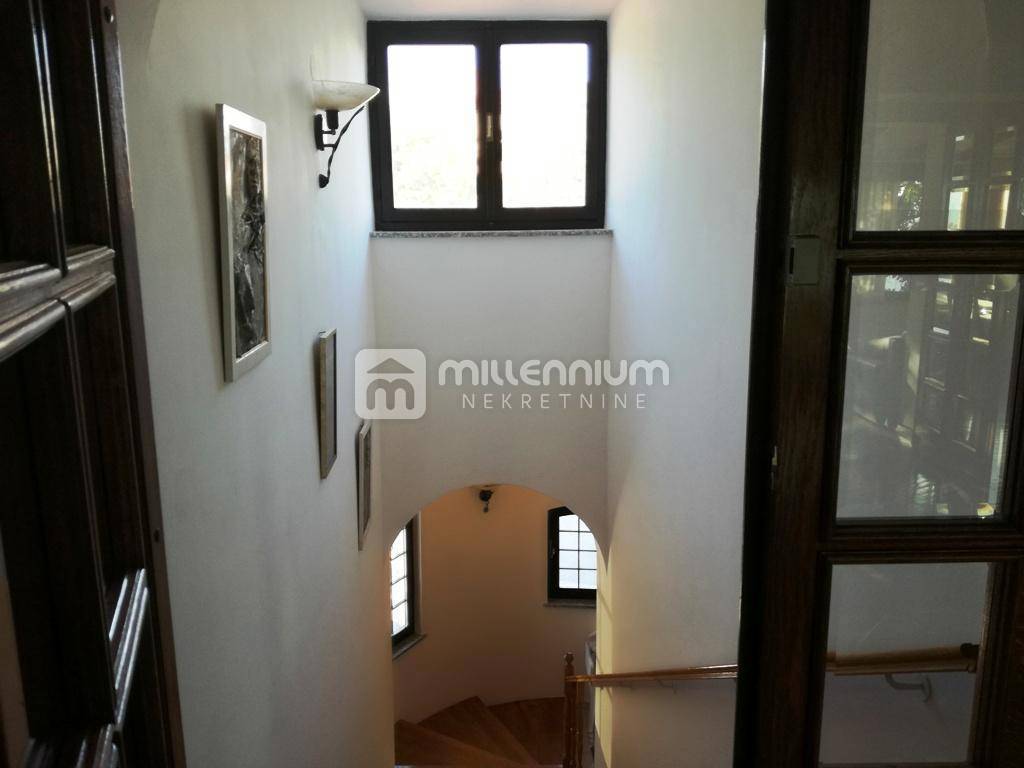 Maison À vendre - PRIMORSKO-GORANSKA KASTAV