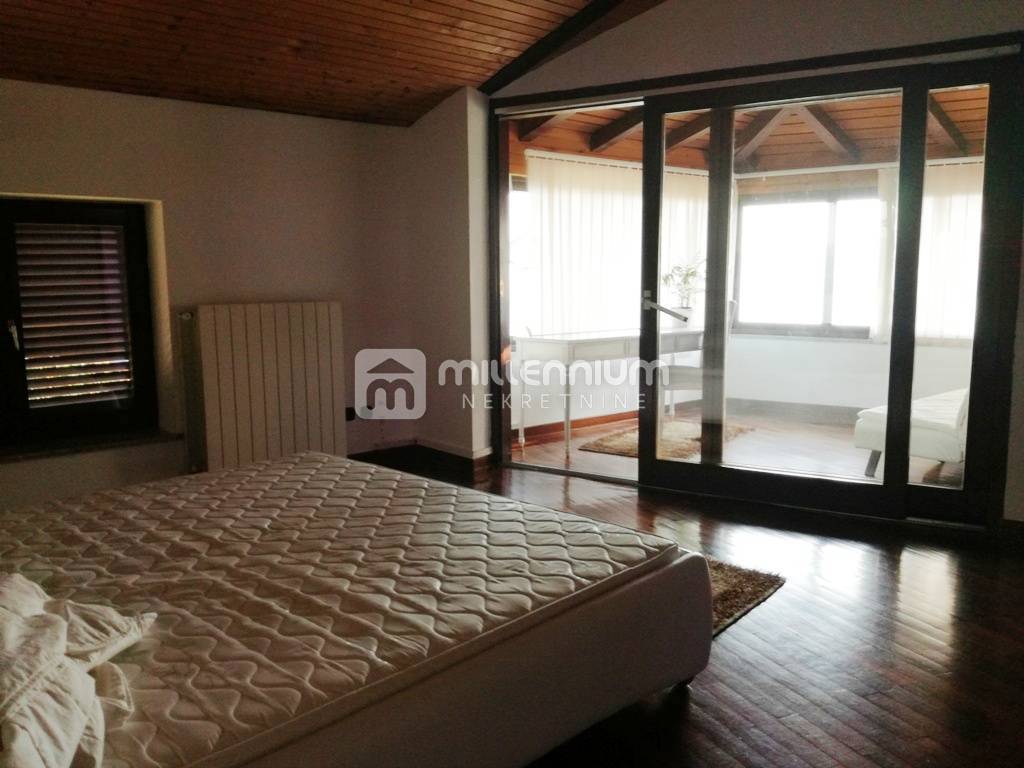 Maison À vendre - PRIMORSKO-GORANSKA KASTAV